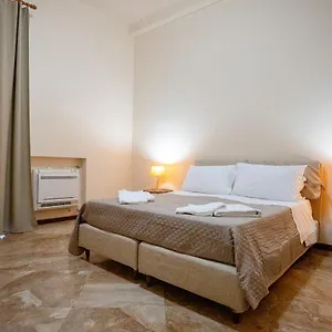 https://la-loggia-di-trapani.sicilyhotelsitaly.net