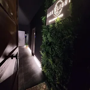 https://dark-light-rooms-luxury-suites.catania-hotels.net